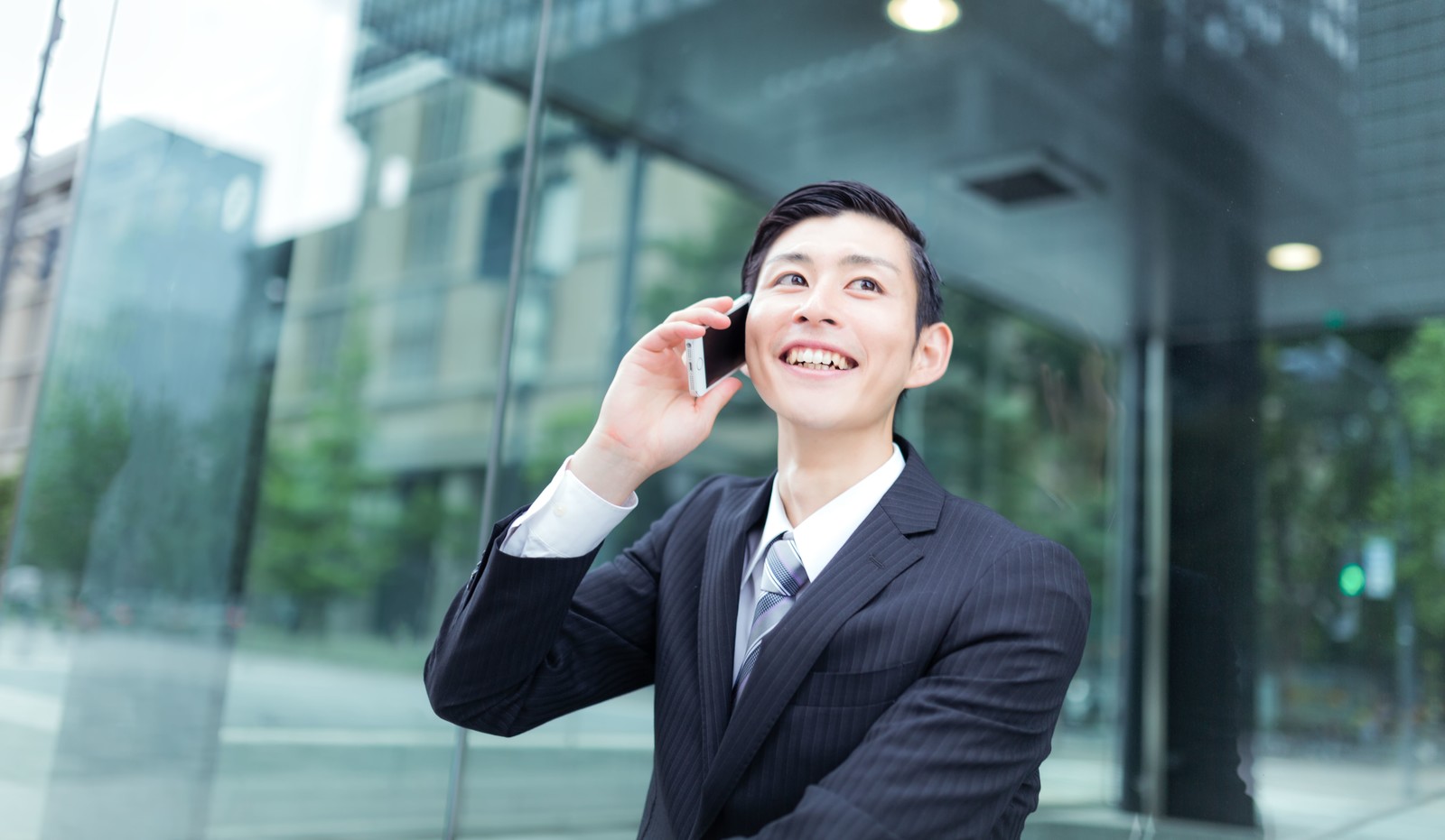 カラオケコンパニオン